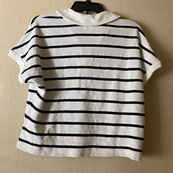 Madewell relaxed v- neck polo shirt in stripe - Picture 9 of 10